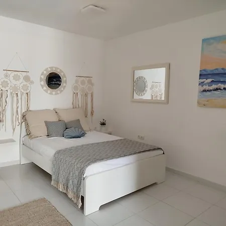 Apartman Iva Novalja Exterior photo