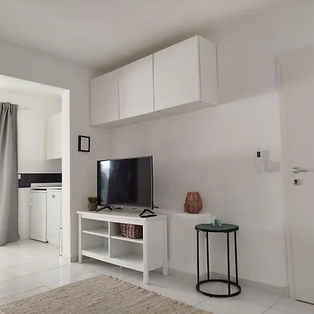 Apartman Iva Novalja Exterior photo
